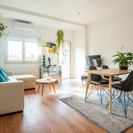Bright Apartment In Lisboa Exteriör bild