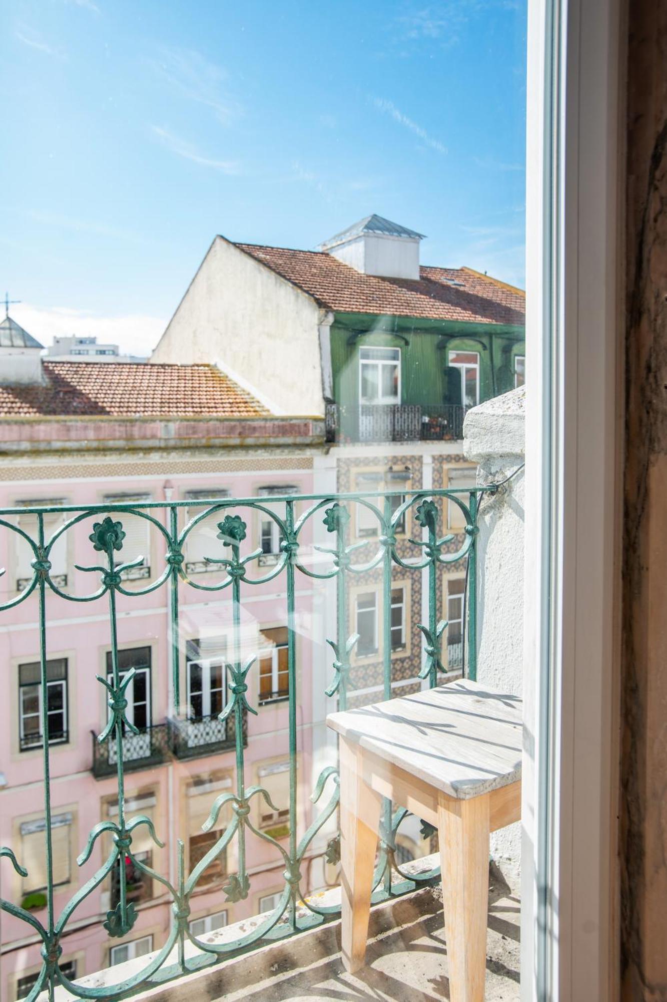 Bright Apartment In Lisboa Exteriör bild