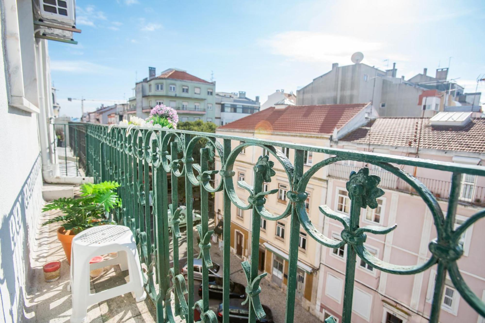 Bright Apartment In Lisboa Exteriör bild